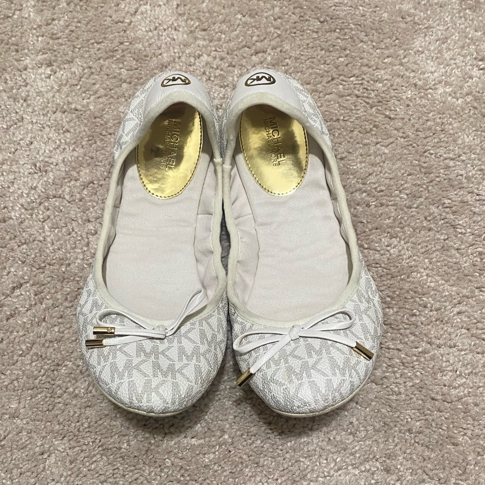 Michael Kors flats
